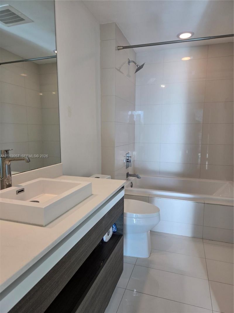 1100 S Miami Ave, Unit 1505, Miami, FL 33130 Photo