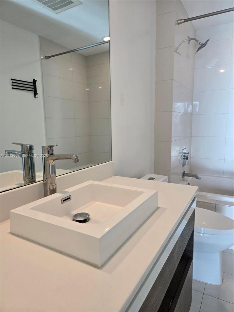 1100 S Miami Ave, Unit 1505, Miami, FL 33130 Photo