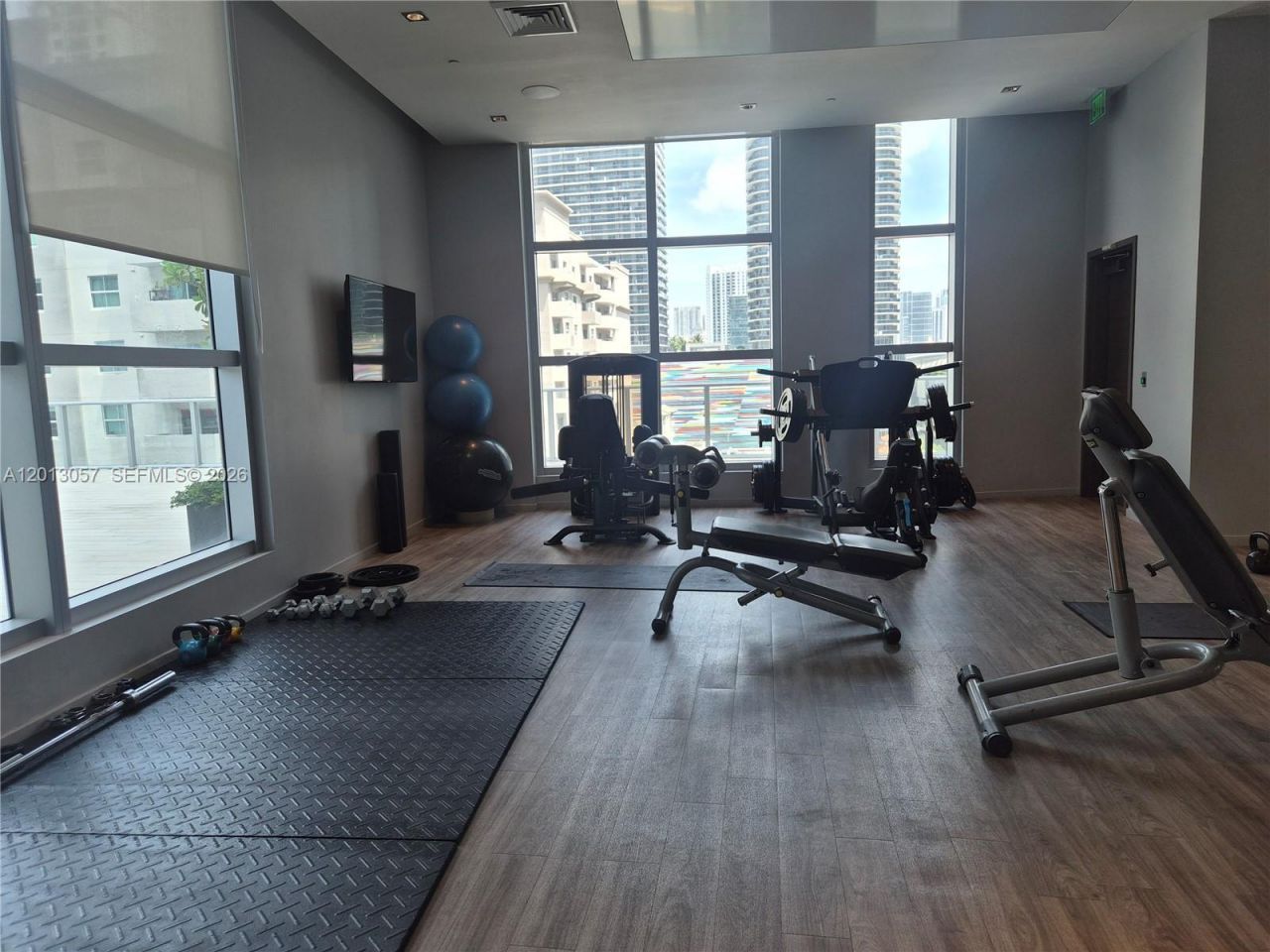 1100 S Miami Ave, Unit 1505, Miami, FL 33130 Photo