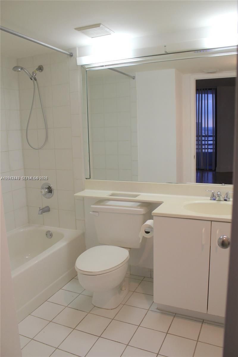 3300 NE 191st St, Unit 1903, Aventura, FL 33180 Photo