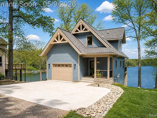 608 Island Lake Road, Lyndon Twp, MI 48118