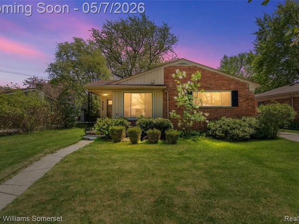 4320 Manor Avenue, Royal Oak, MI 48073