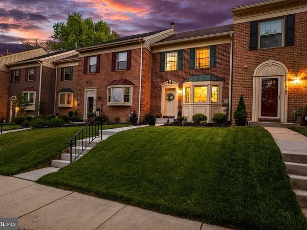 6 CROSS FALLS CIRCLE, SPARKS GLENCOE, MD 21152