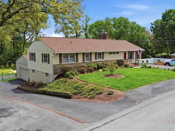 13315 APPLE HILL DRIVE, HAGERSTOWN, MD 21742