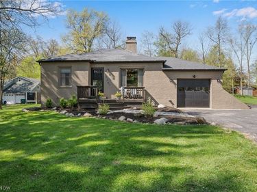 1791 E Sprague Road, Seven Hills, OH 44131