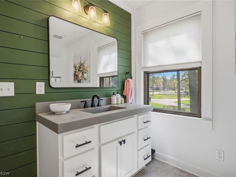 1791 E Sprague Road, Seven Hills, OH 44131 Photo 10