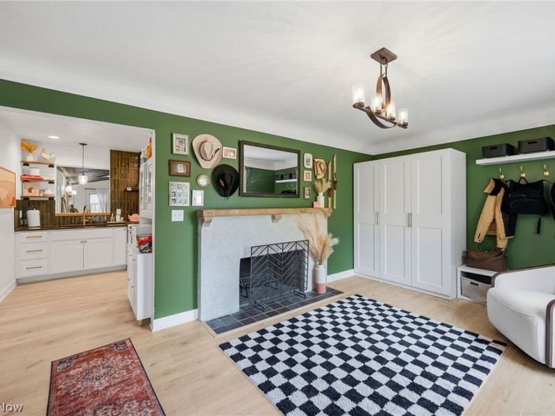 1791 E Sprague Road, Seven Hills, OH 44131 Photo 6