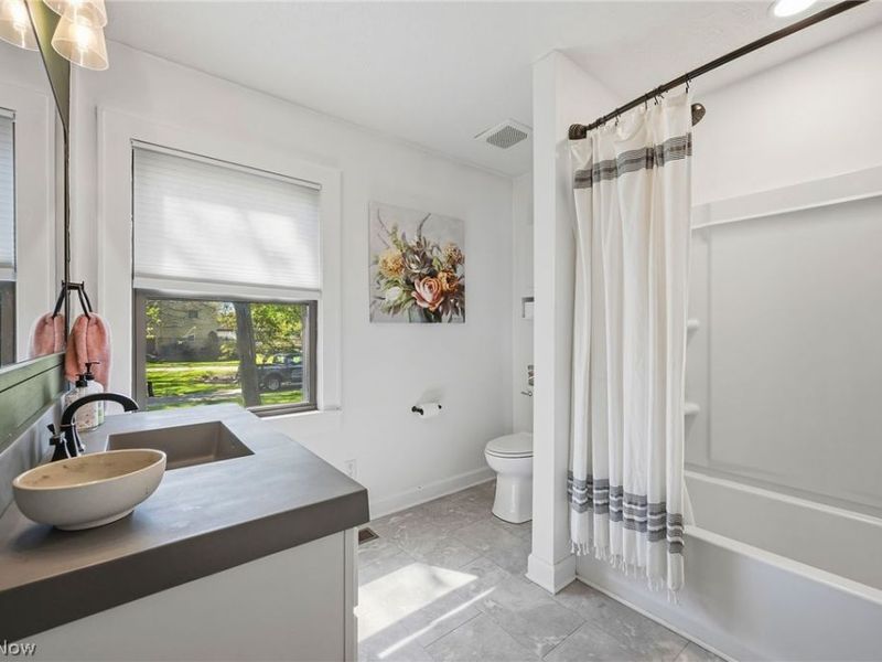 1791 E Sprague Road, Seven Hills, OH 44131 Photo 9