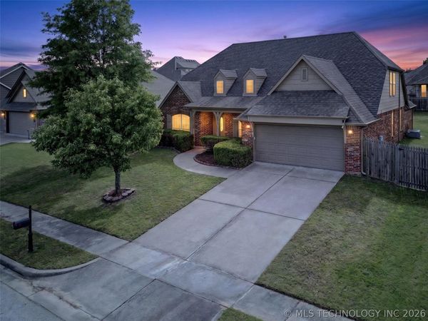 1004 S 75th Street, Broken Arrow, OK 74014