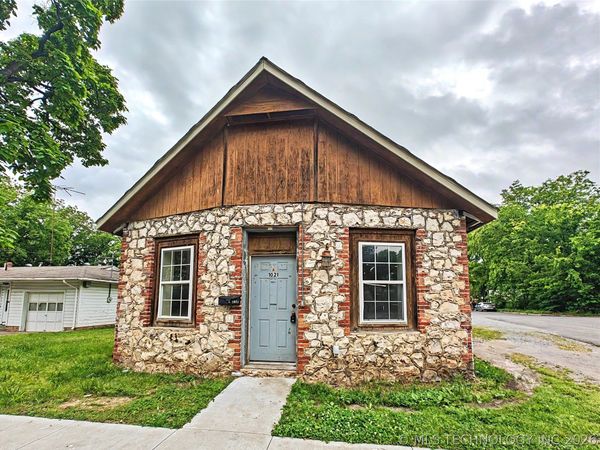 1021 N Vinita Avenue, Tahlequah, OK 74464