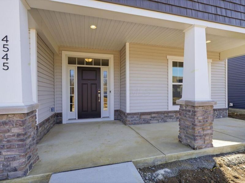 4545 Corsican Loop E, Hilliard, OH 43026 Photo 3
