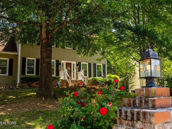 7720 Gracemont Blvd, Knoxville, TN 37938