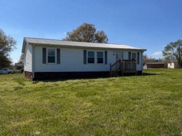 2379 Peeler Road , Vale, NC 28168