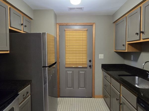 184 Middlesex, Unit 6, Chester, CT 06412