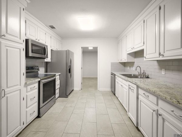 422 Bonnie Jean Dr, Baton Rouge, LA 70819