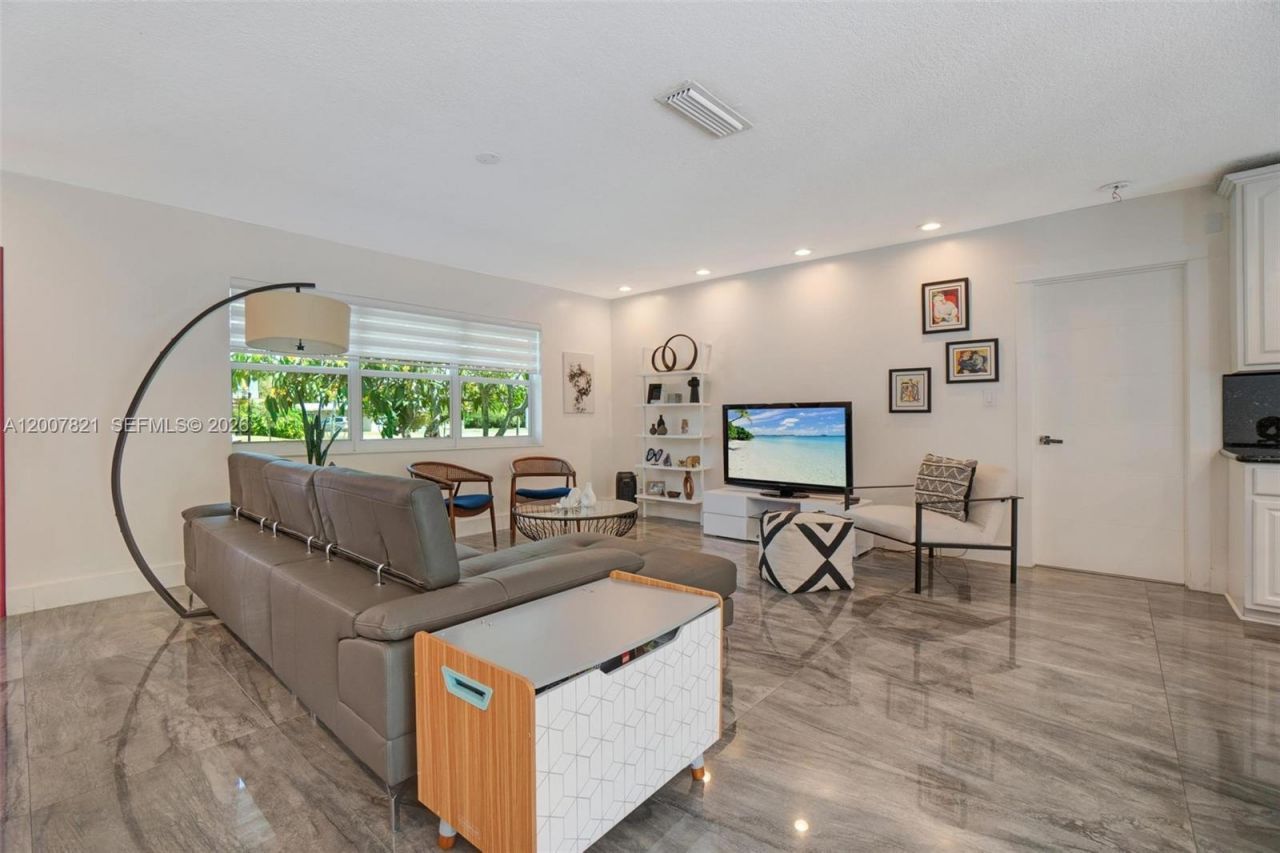 Please Call For Address, Palmetto Bay, FL 33176 Photo