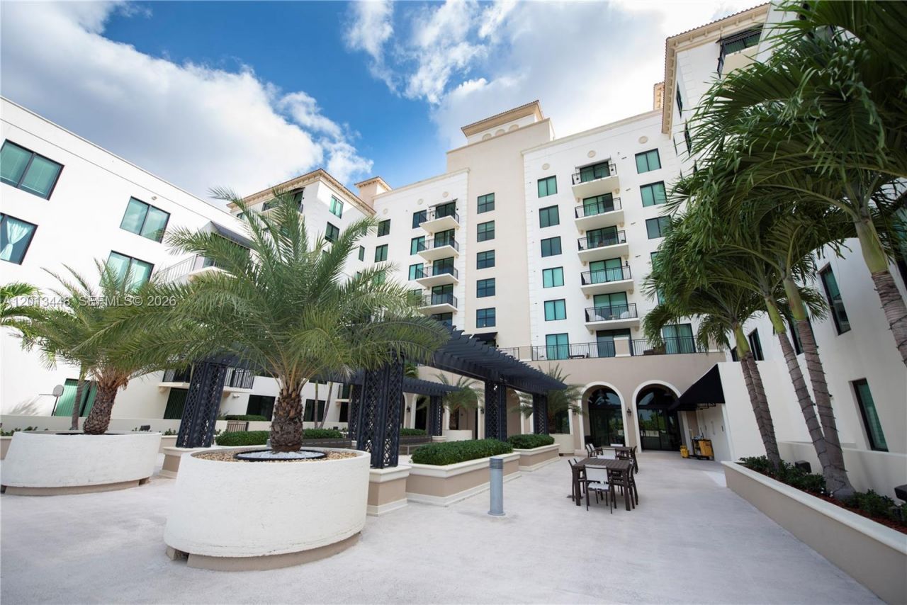 1300 Ponce De Leon Blvd, Unit 603, Coral Gables, FL 33134 Photo