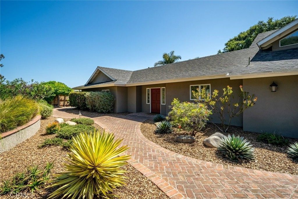 165 West El Campo Road, Arroyo Grande, CA 93420 Main Photo