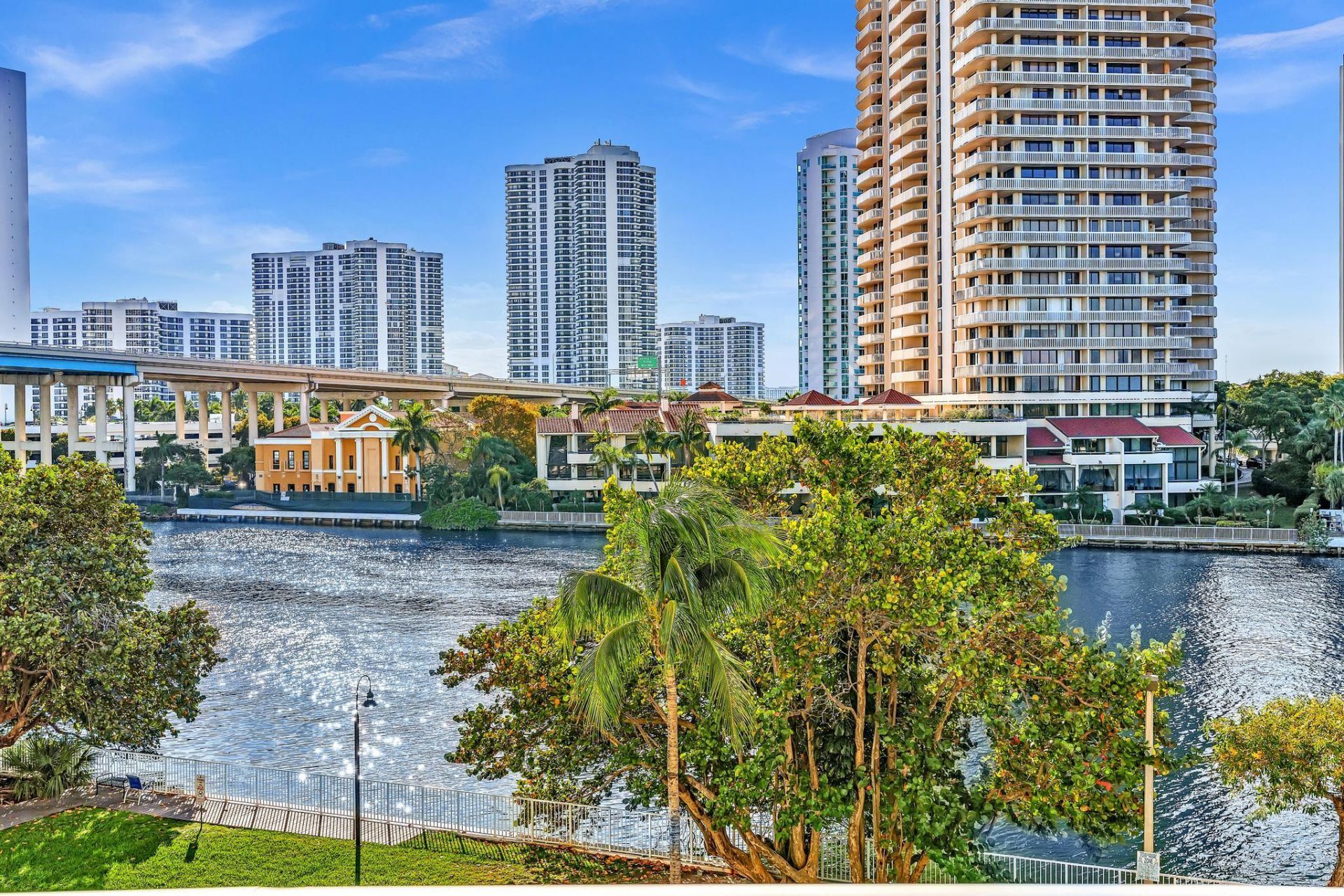 19390 Collins Avenue, Unit 421, Sunny Isles Beach, FL 33160 Photo