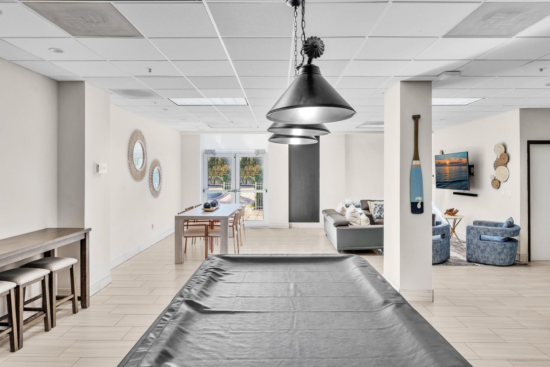 19390 Collins Avenue, Unit 421, Sunny Isles Beach, FL 33160 Photo