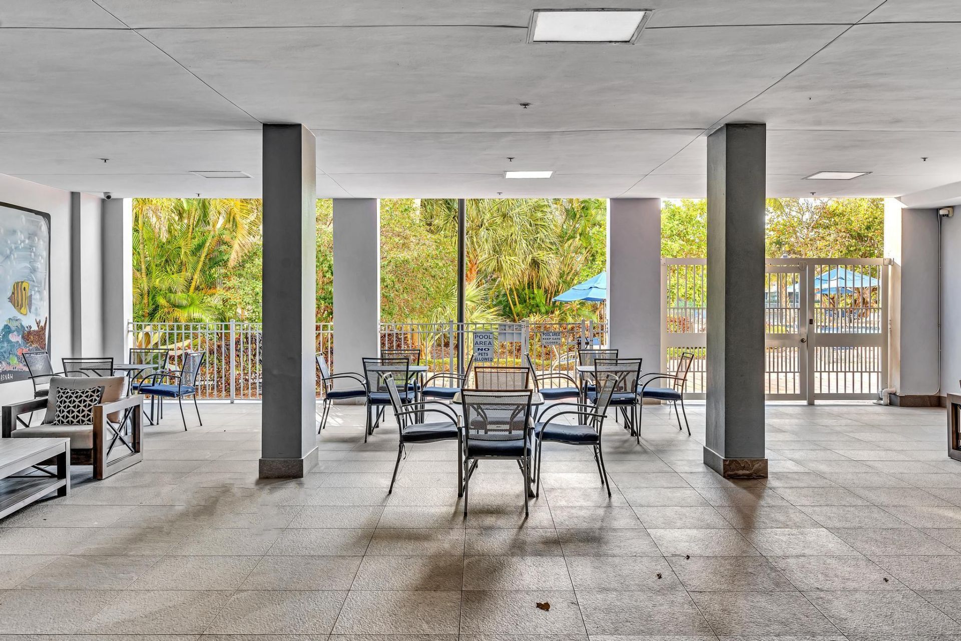 19390 Collins Avenue, Unit 421, Sunny Isles Beach, FL 33160 Photo