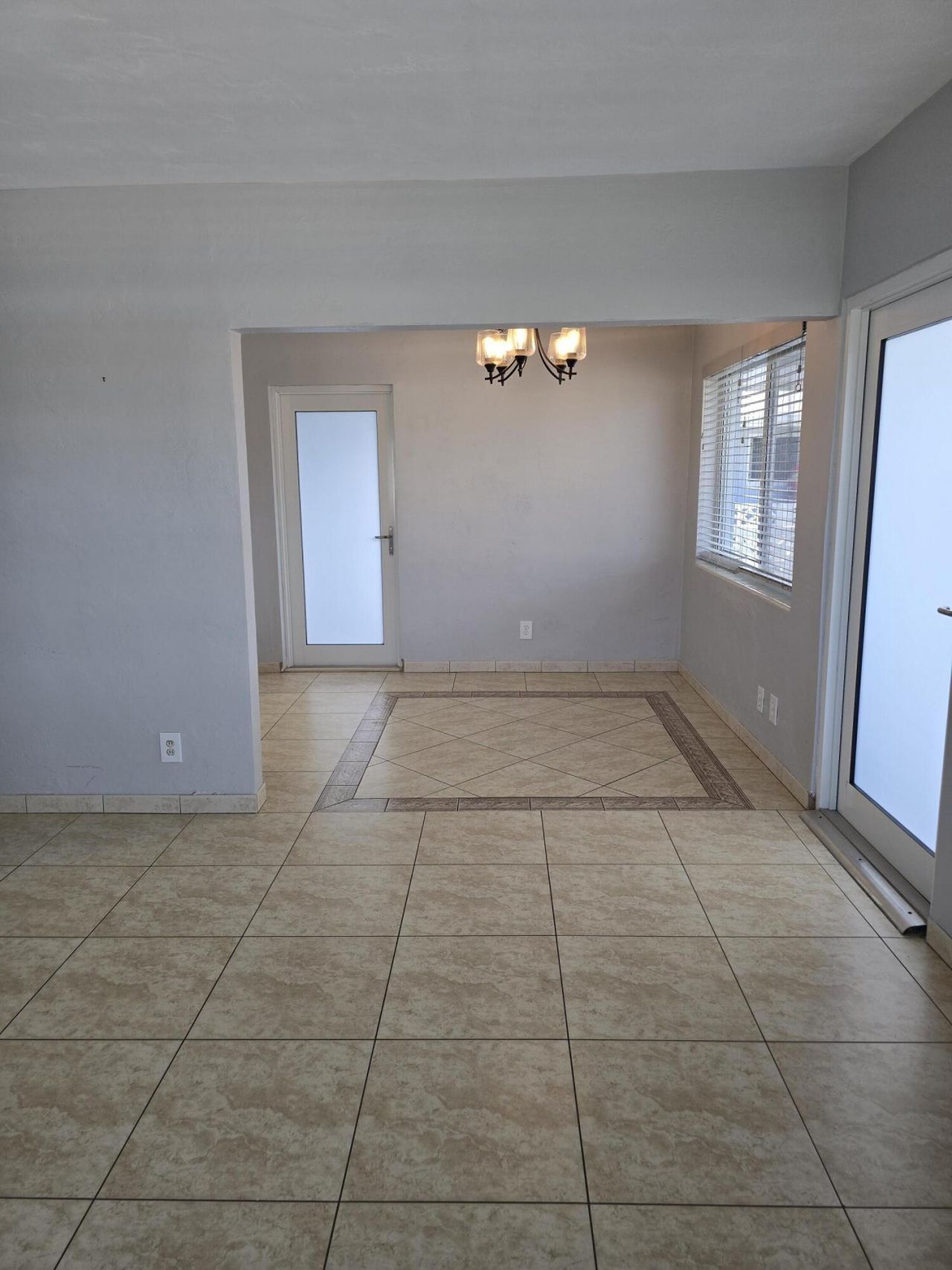 600 Layne Boulevard, Unit 201, Hallandale Beach, FL 33009 Photo