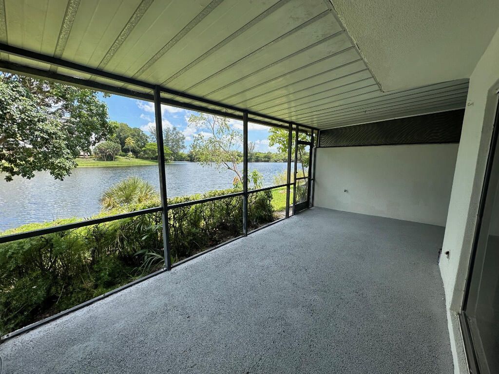 6517 Racquet Club Drive, Unit 49, Lauderhill, FL 33319 Photo