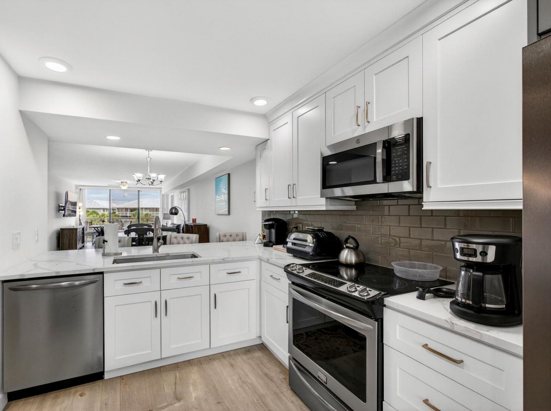 2441 Village Boulevard, Unit 403, West Palm Beach, FL 33409 Photo