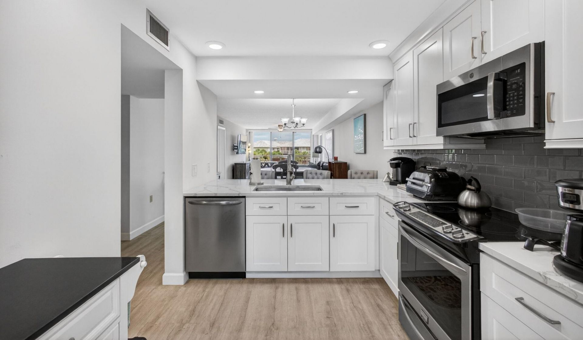 2441 Village Boulevard, Unit 403, West Palm Beach, FL 33409 Photo