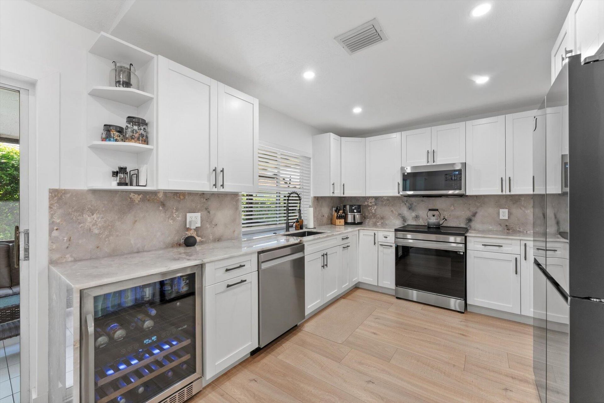 1651 NW 106th Way, Coral Springs, FL 33071 Photo