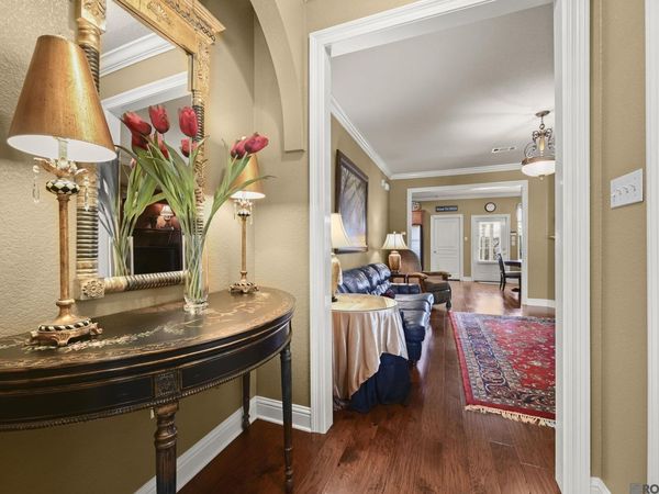 2907 Magazine Dr, Baton Rouge, LA 70816