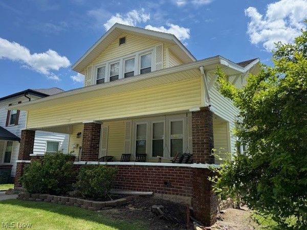 66 W High Street, New Concord, OH 43762