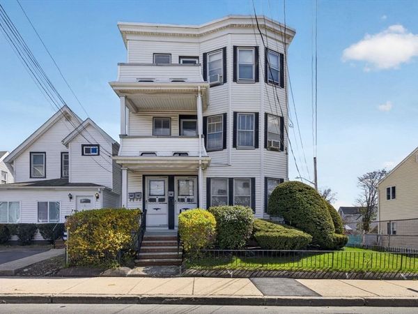 19 Bradford St, Everett, MA 02149