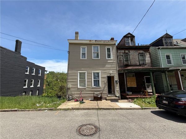1944 Lithgow Ave, Pittsburgh, PA 15214