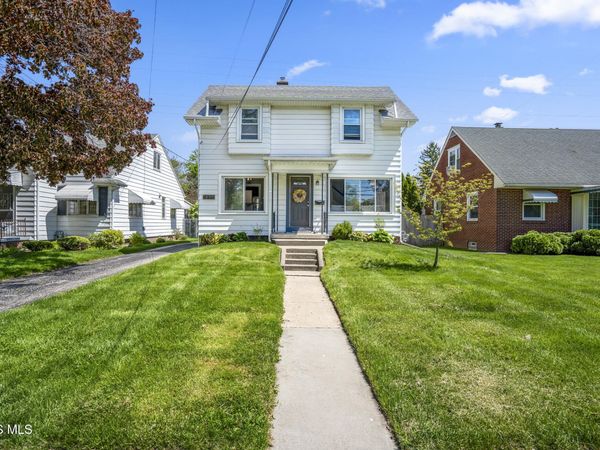 4211 S Detroit Avenue , Toledo, OH 43614