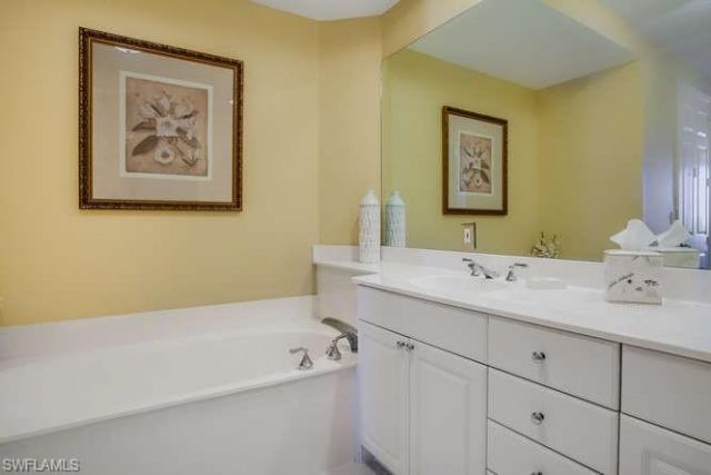 400 Flagship Dr , Unit 604, Naples, FL 34108 Photo