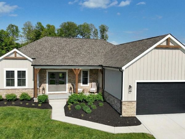 9724 New California Drive , Plain City, OH 43064