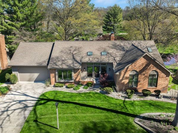 16187 Oak Hill Boulevard, Granger, IN 46530
