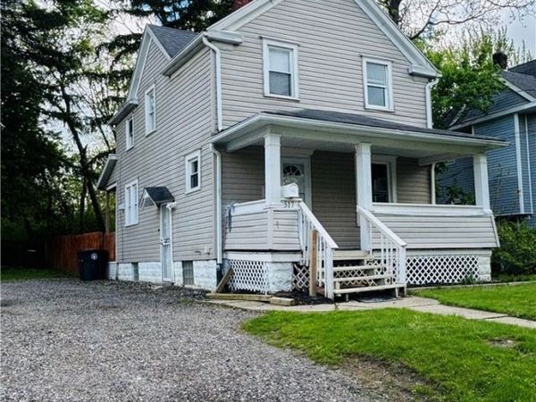 517 East Avenue, Akron, OH 44320