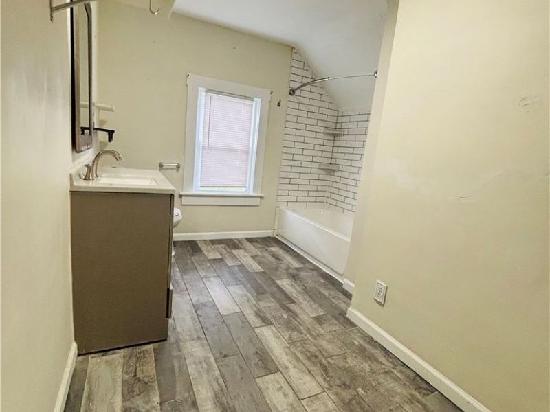 517 East Avenue, Akron, OH 44320 Photo 7