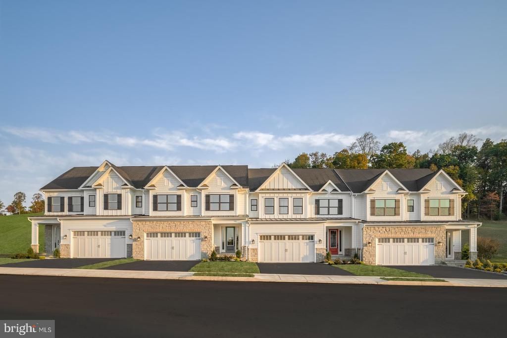 3082 GIMBEL LANE , HUNTINGDON VALLEY, PA 19006