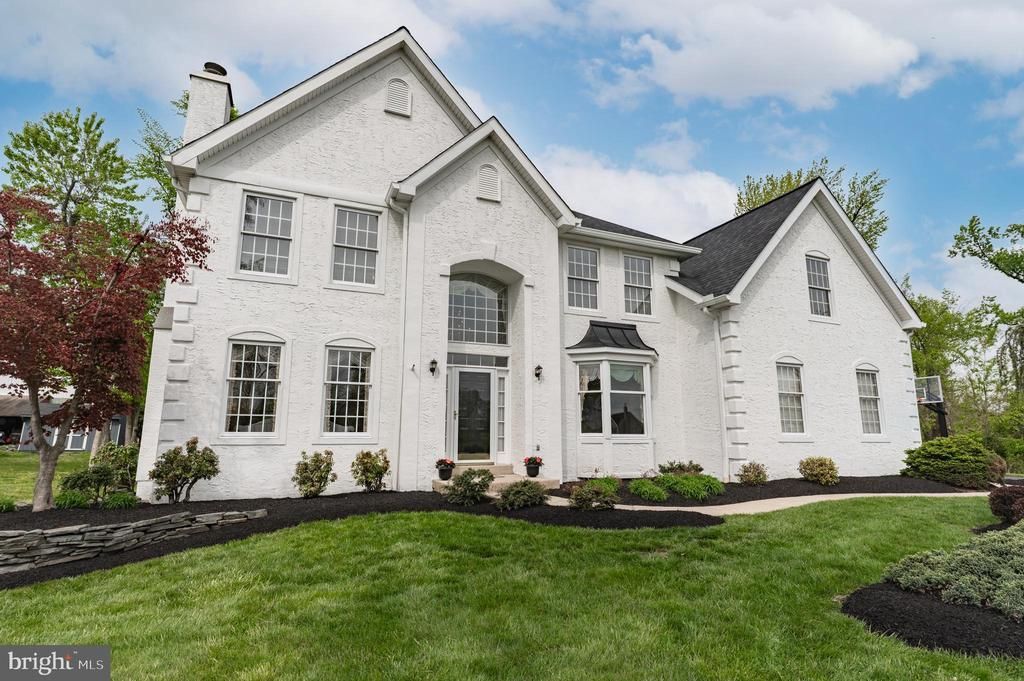 694 MISTY HOLLOW , MAPLE GLEN, PA 19002