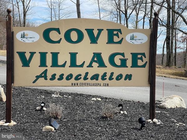 571 HAYSTACK DRIVE , ZION GROVE, PA 17985