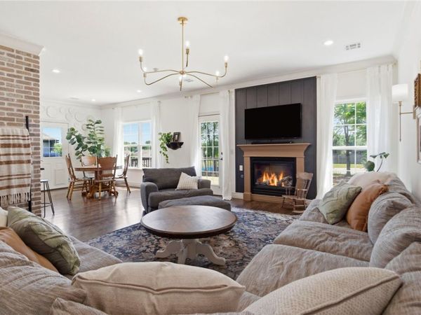 6405 SW Heritage Avenue, Bentonville, AR 72713