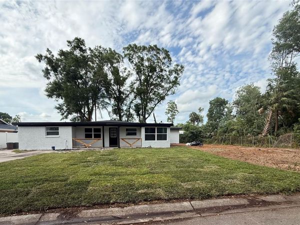 3301 W NEW ORLEANS AVENUE , TAMPA, FL 33614