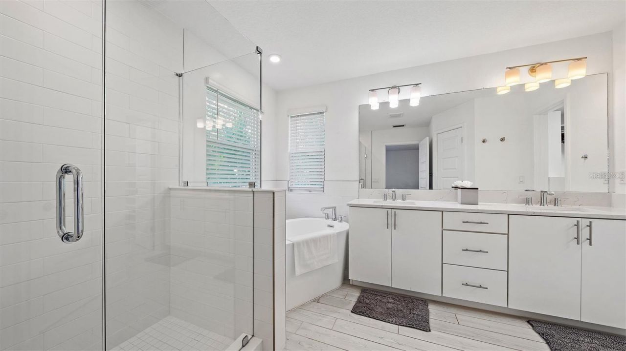 2587 Temple Street, Sarasota, FL 34239 Photo