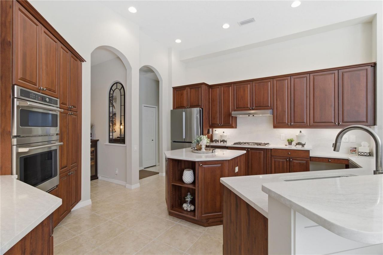 8309 Grosvenor Court, Bradenton, FL 34201 Photo