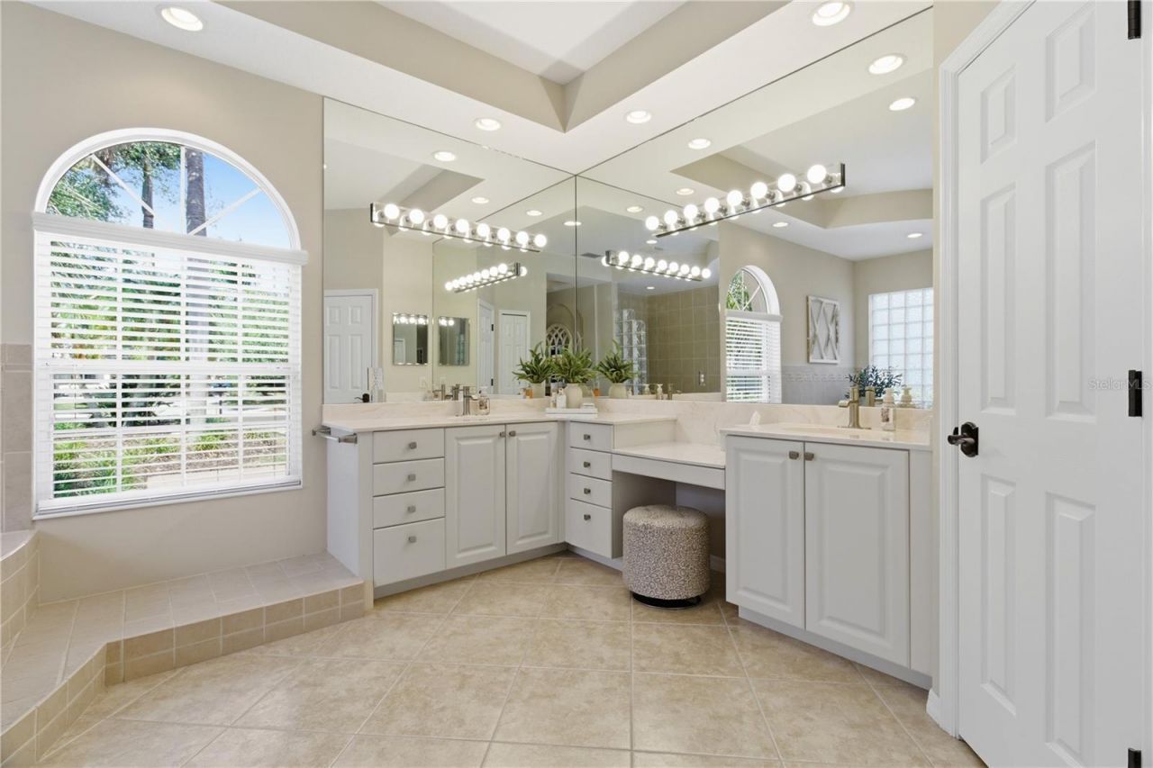 8309 Grosvenor Court, Bradenton, FL 34201 Photo