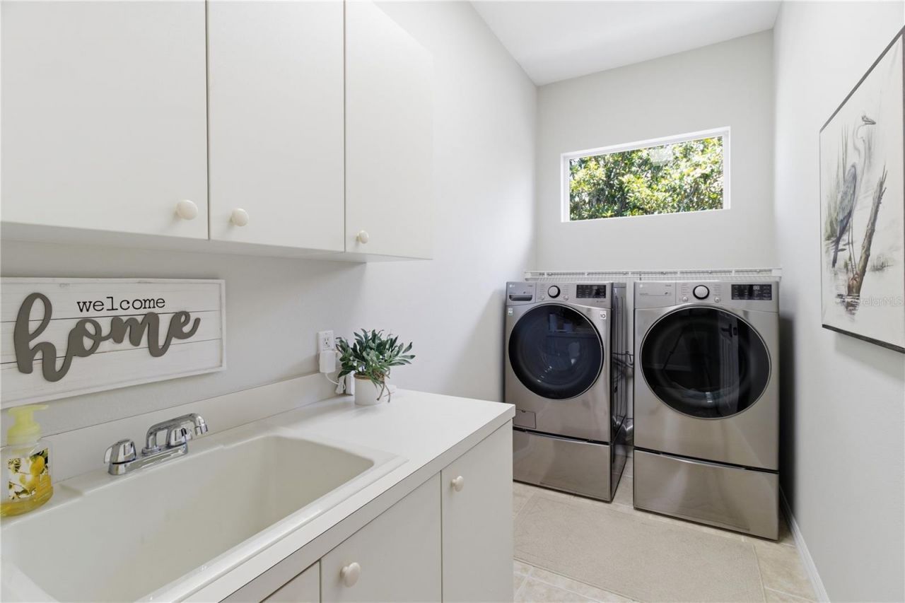 8309 Grosvenor Court, Bradenton, FL 34201 Photo