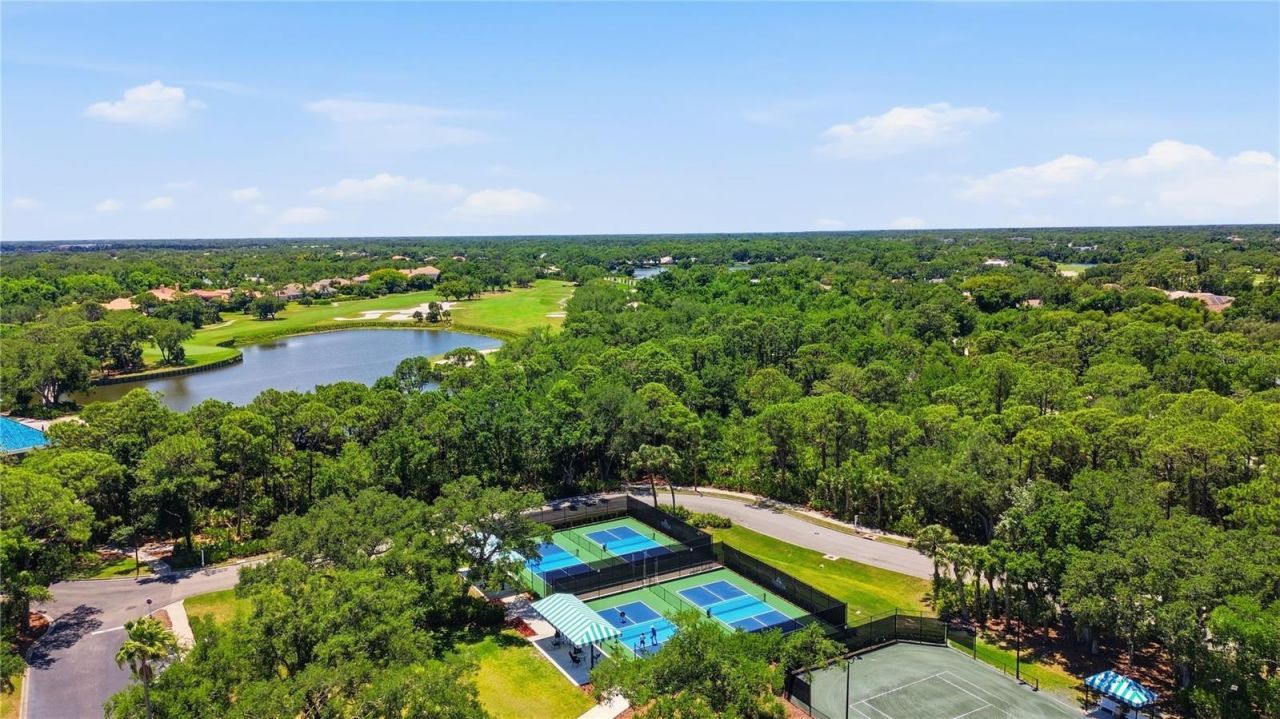 8309 Grosvenor Court, Bradenton, FL 34201 Photo